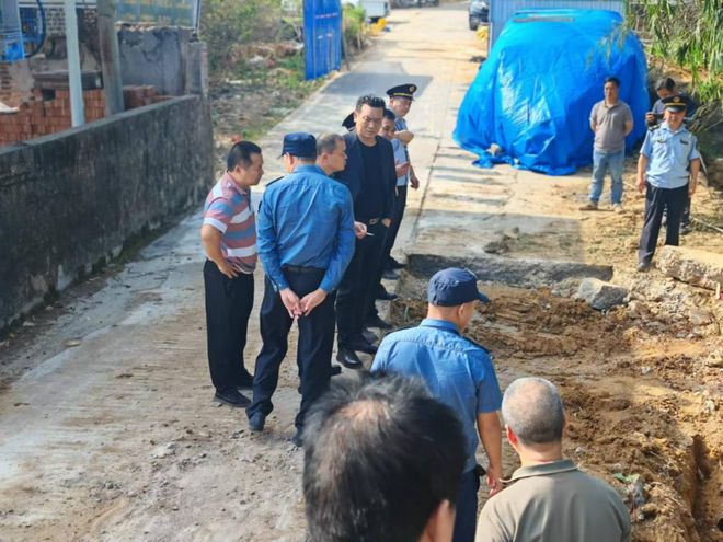 白土村委会交通新闻，乡村道路安全，人人有责，白土村委会乡村道路安全，人人有责的交通新闻关注